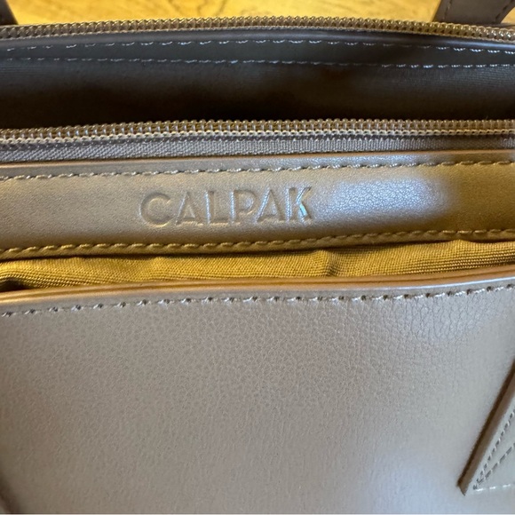 Calpak Haven 16" Laptop Tote Bag in Toffee Career Purse - Picture 10 of 16